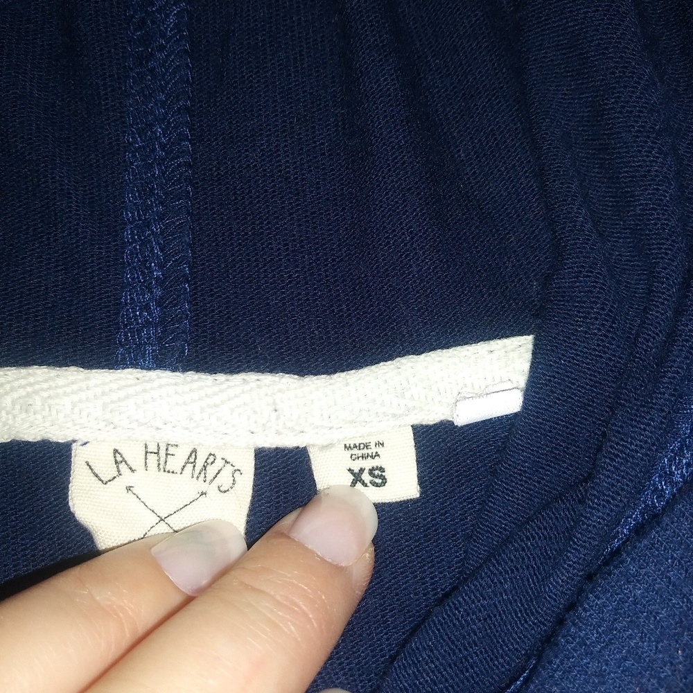 PACSUN'S LA HEARTS CROPPED "BABE" HOODIE - Picture 5 of 8